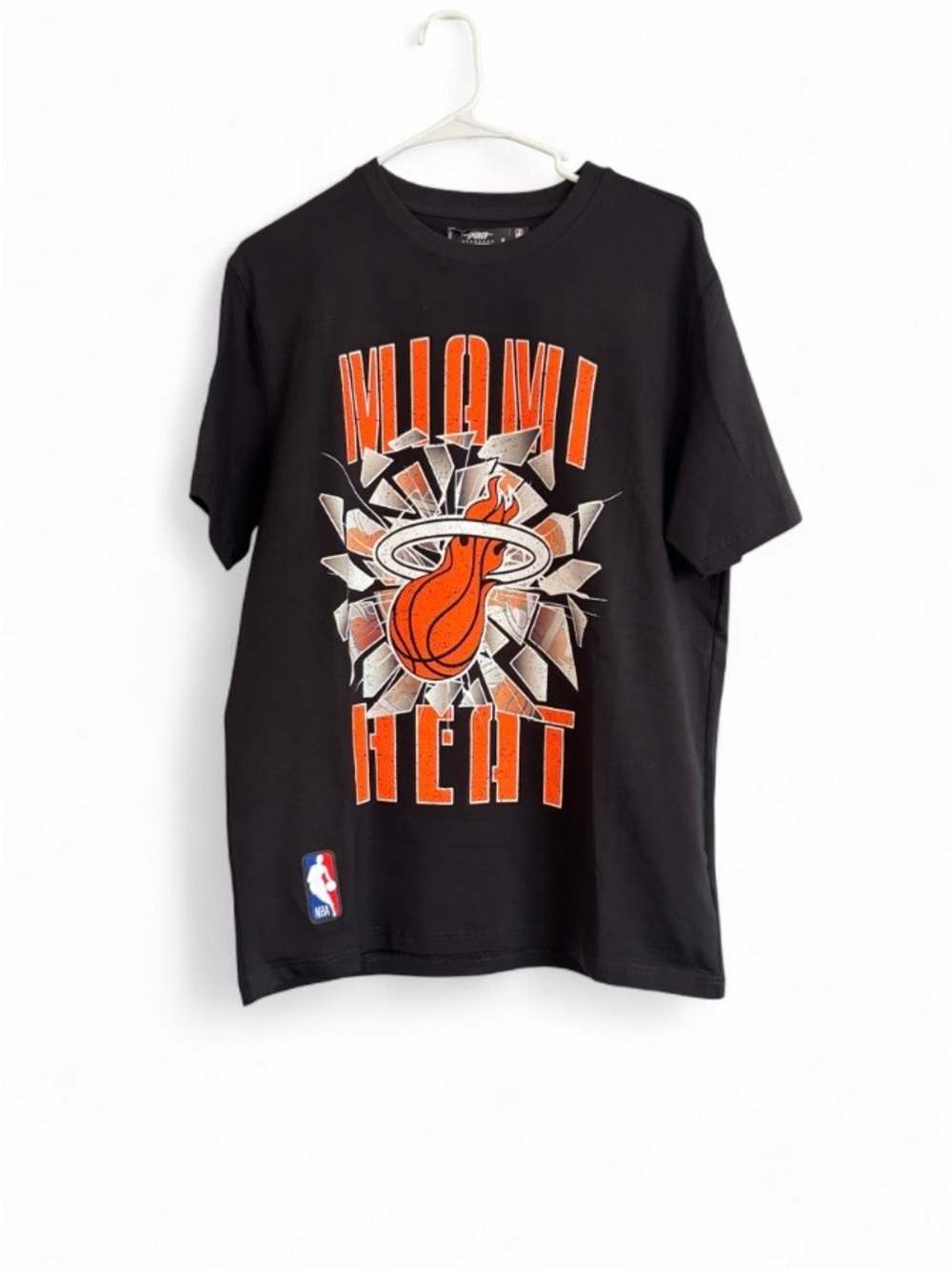 NWT Pro Standard Miami Heat Eastern Conference T-Shirt Med $55 MSRP